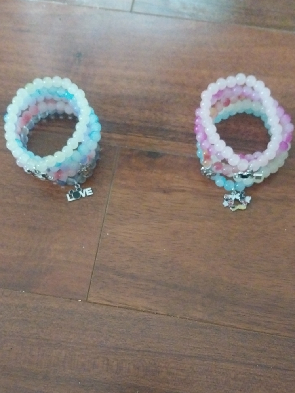 Tresor Color Mickey Mouse Themed Stackable Beaded Bracelet Set